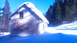Awesome mural on a trailside hut in La Vattay.